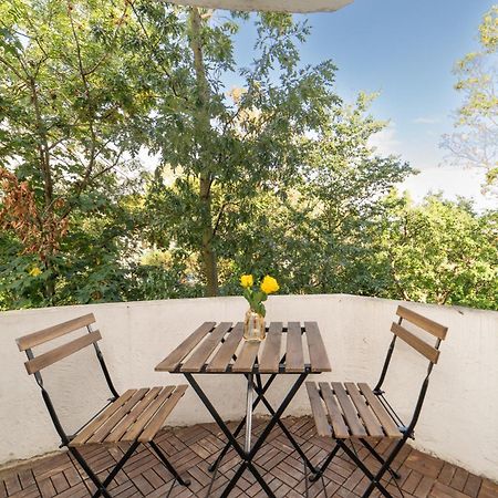 Two Bedroom Apartment By Buonomo Stays Short Lets & Serviced Accommodation In Balham With Balcony Londyn Zewnętrze zdjęcie