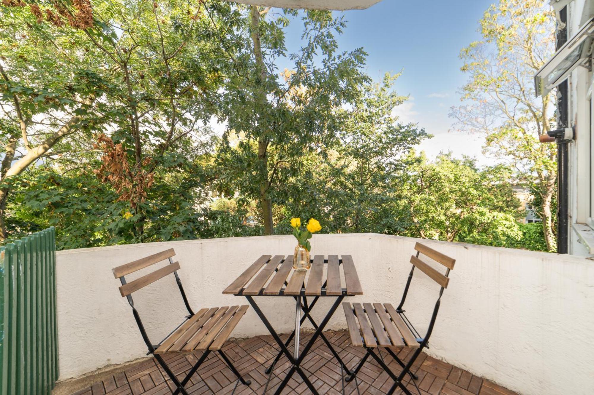Two Bedroom Apartment By Buonomo Stays Short Lets & Serviced Accommodation In Balham With Balcony Londyn Zewnętrze zdjęcie
